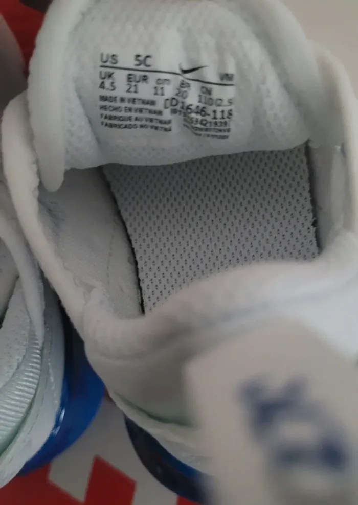 Air Max 270 taille 21 neuves - photo numéro 8