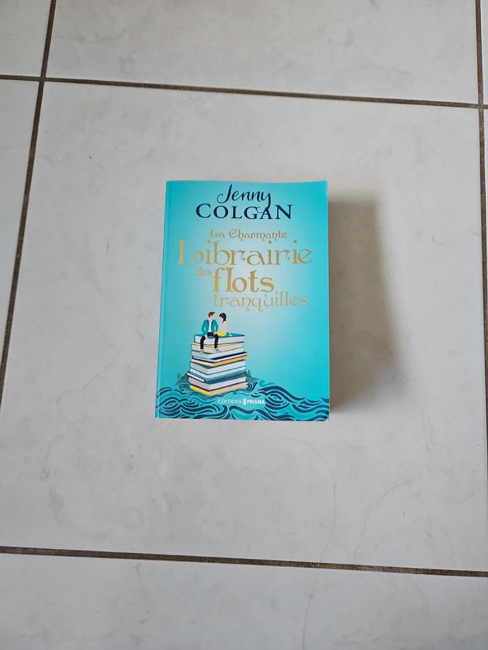 La charmante Librairie des flots tranquilles u18