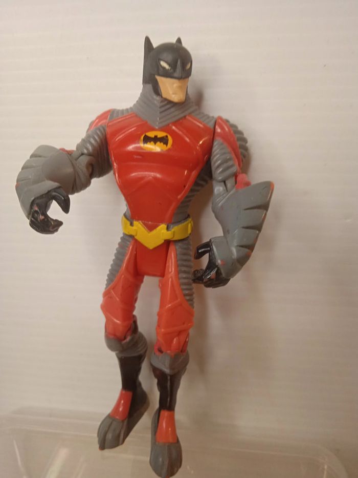 figurine batman rouge et gris articulable - photo numéro 3
