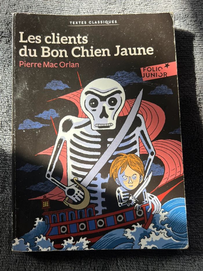 Livre les clients du bon chien jaune bon état