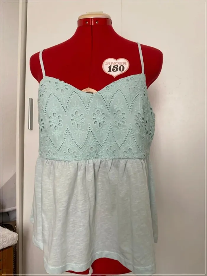Top ajouré bleu Promod