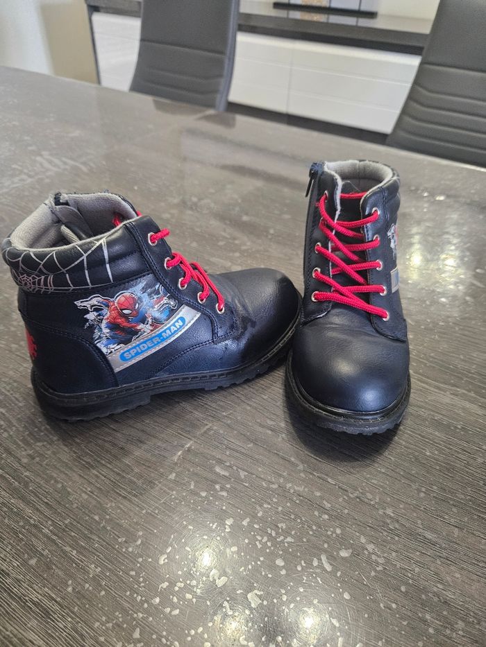 Chaussures montantes