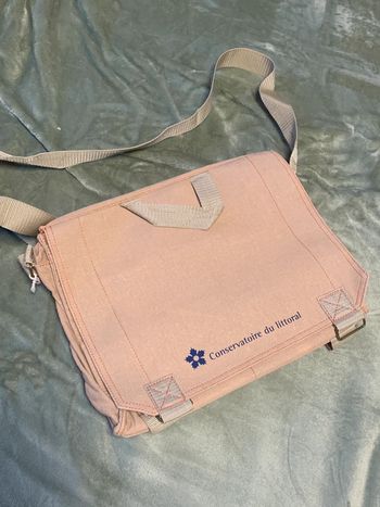 Sacoche sac cartable étudiant toile marron crème dimensions intérieures 25x35cm