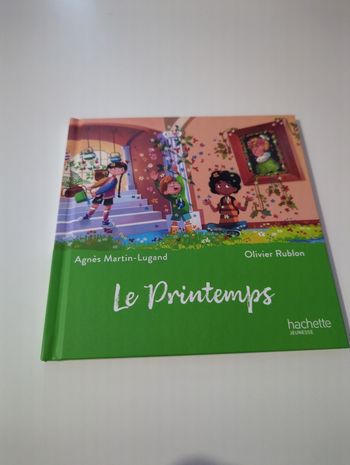 Le printemps Éditions Hachette Jeunesse