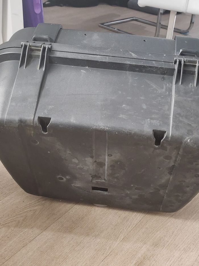 Top-case GIVI ~45 L – Monokey - photo numéro 6