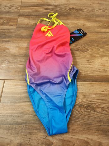 Maillot de bain une pièce rose dégradé bleu Taille 38 Aquasphere essential