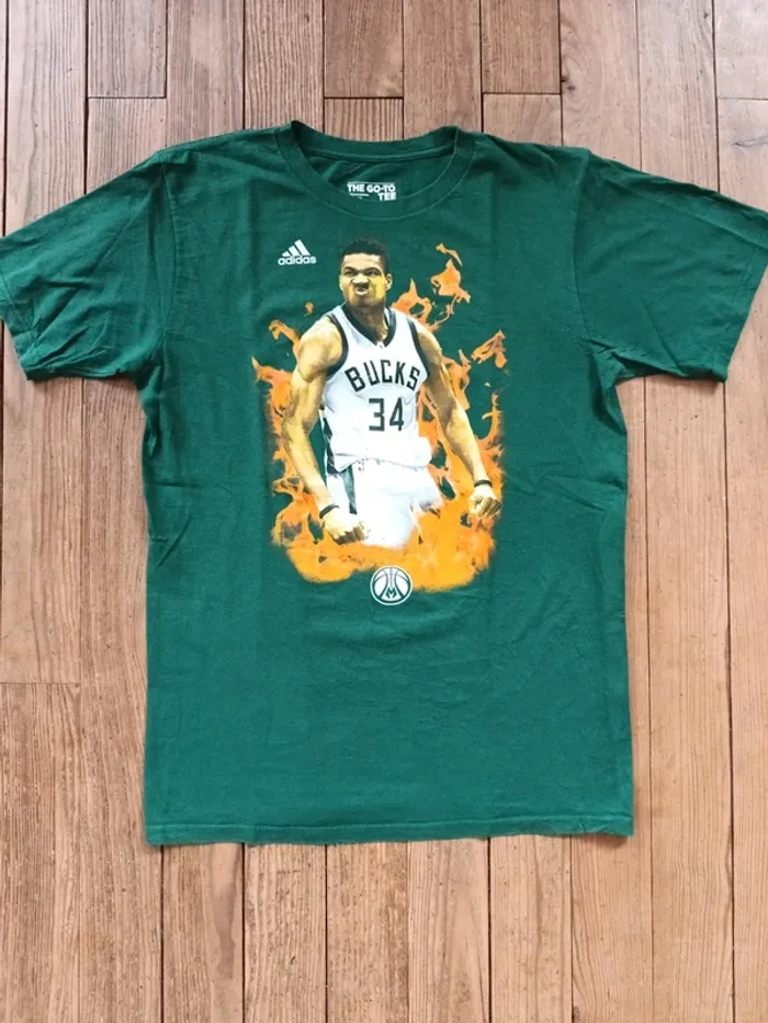 T-shirt NBA adidas BUCKS 34 taille M