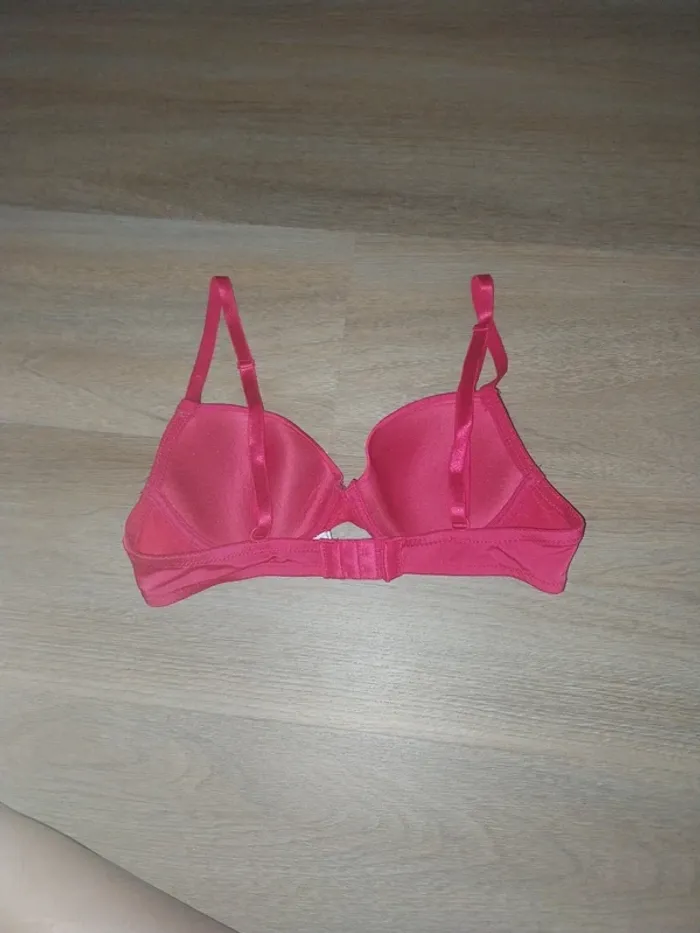 soutien gorge - photo numéro 2