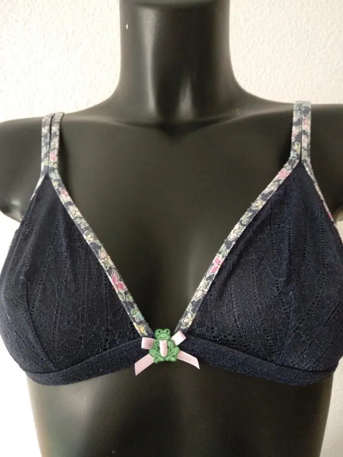 Soutien gorge crochet Intimissimi - photo numéro 2