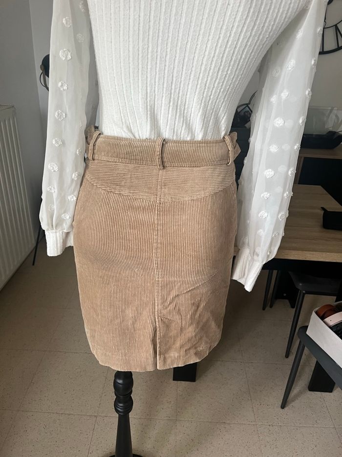 Jupe en daim mango - photo numéro 3