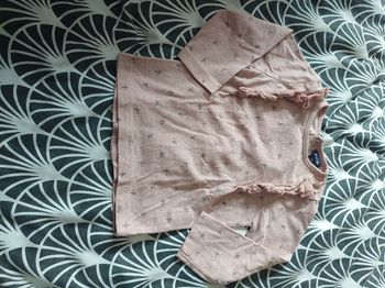 T-shirt à manches longues bébé fille taille 12 mois