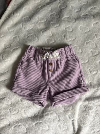 Short fille