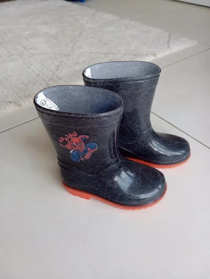 Bottes de pluie enfants taille 24
