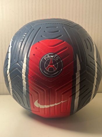 Ballon officiel psg 