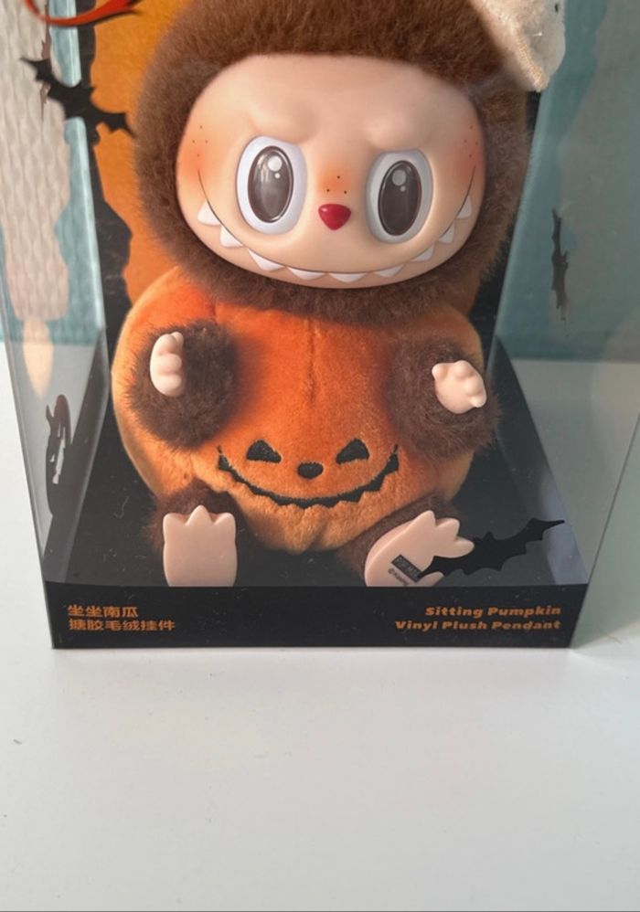 Popmart labubu halloween sitting - photo numéro 6