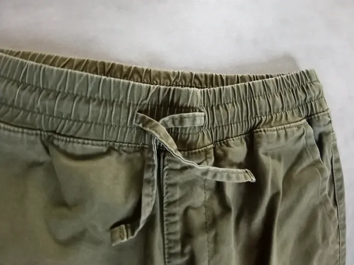 Pantalon cargo Kiabi taille XS - photo numéro 3