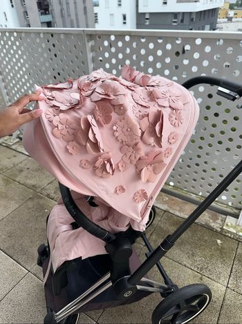 Poussette Cybex Priam 4 Simply Flowers Pale Blush