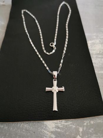 Collier et pendentif spirituel croix chrétienne