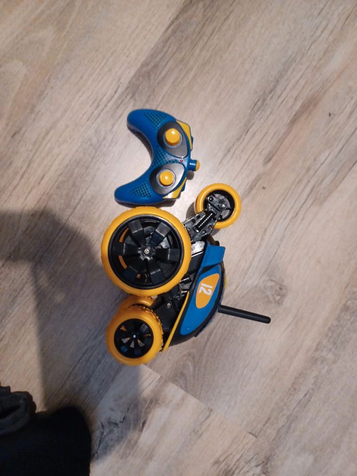 Voiture télécommandé neuve