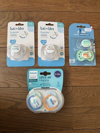 Lot de suces bébé neuves 