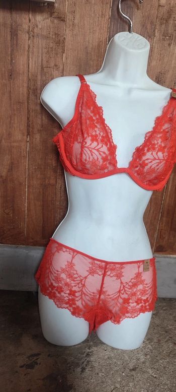 Ensemble lingerie soutien gorge culotte