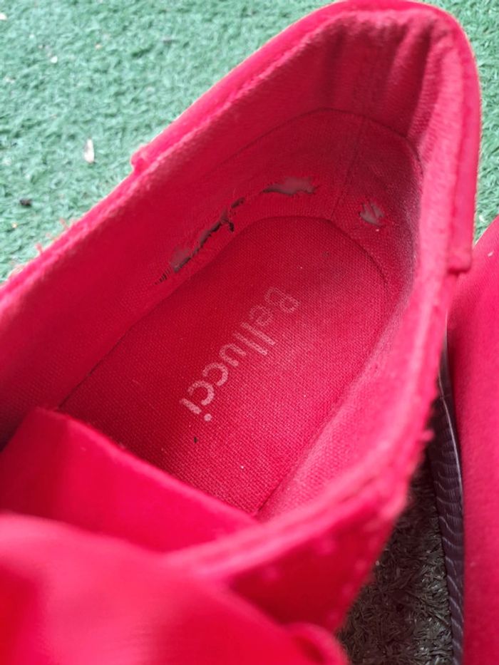 Baskets rouges avec ruban t. 37 - photo numéro 8