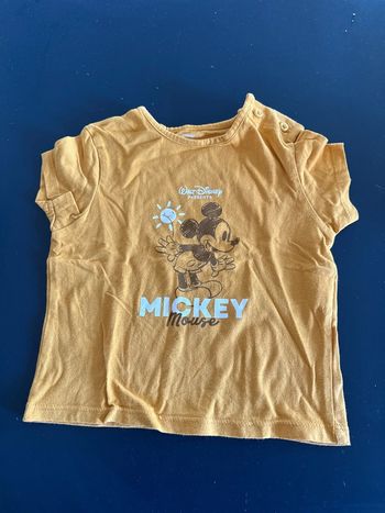 T shirt Disney Mickey taille 12 mois 74 cm