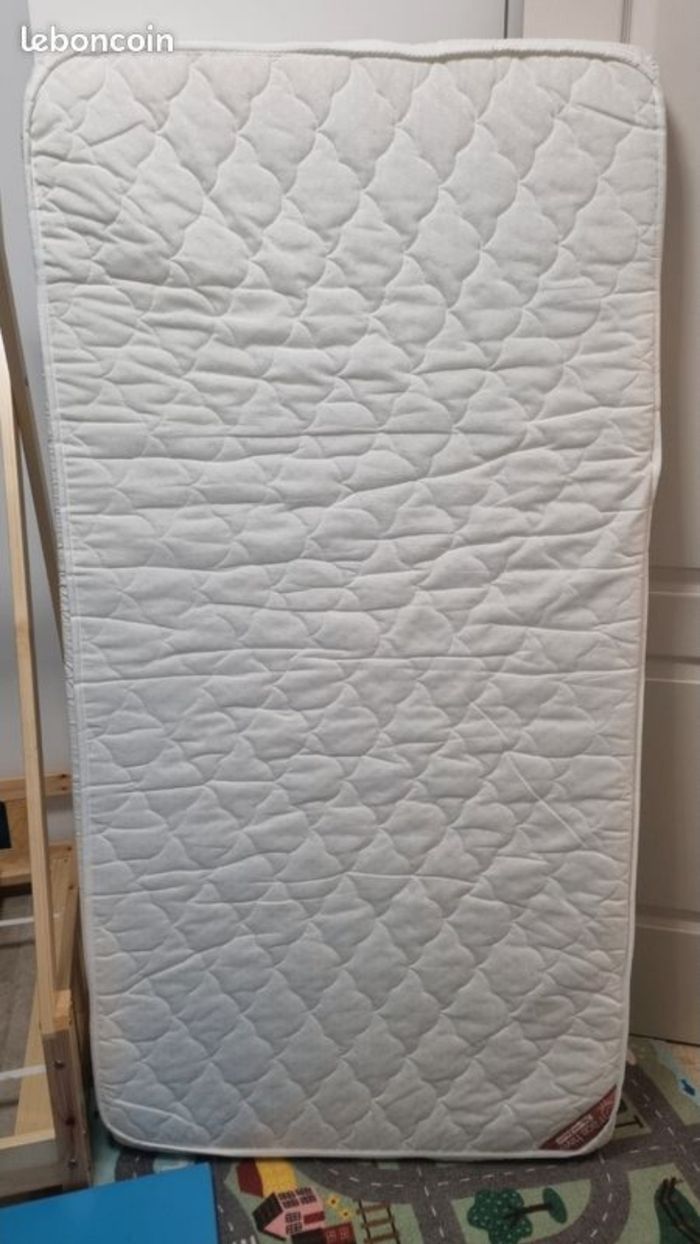 Lit tipi + matas + draps + housses de protection - photo numéro 3