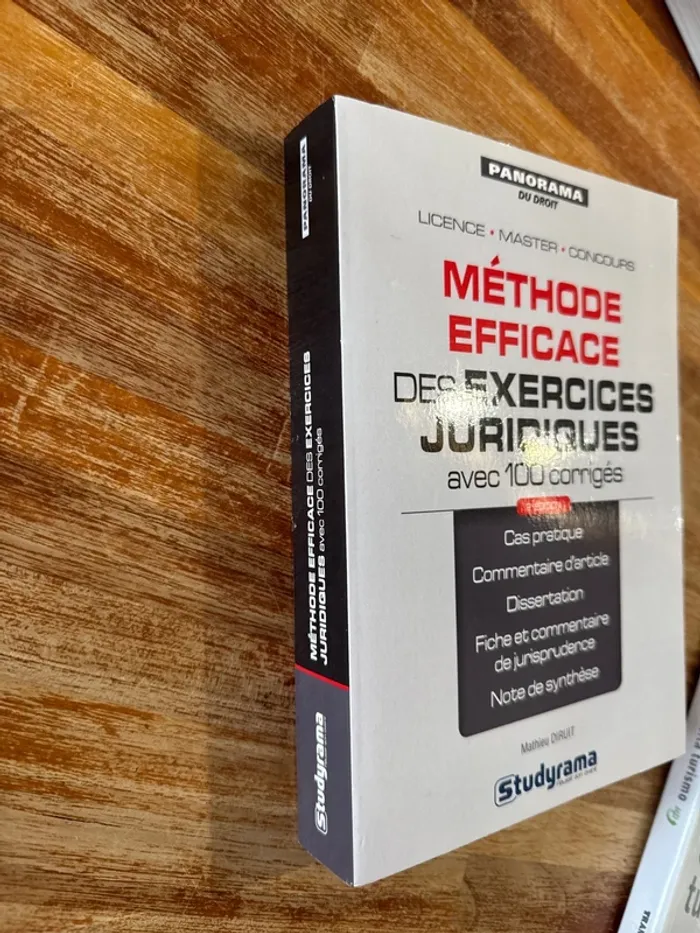 Livre, méthode, efficace des exercices juridiques avec 100 corriger - photo numéro 2