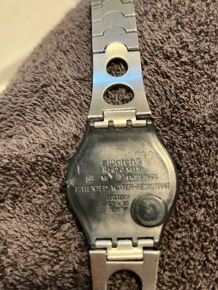 Montre collector swatch skin 1999 unisexe - photo numéro 6