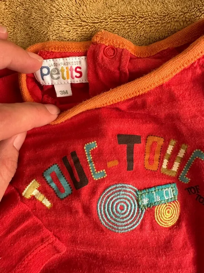 Lot de 2 bodies 3 mois rouges la compagnie des petits - photo numéro 5