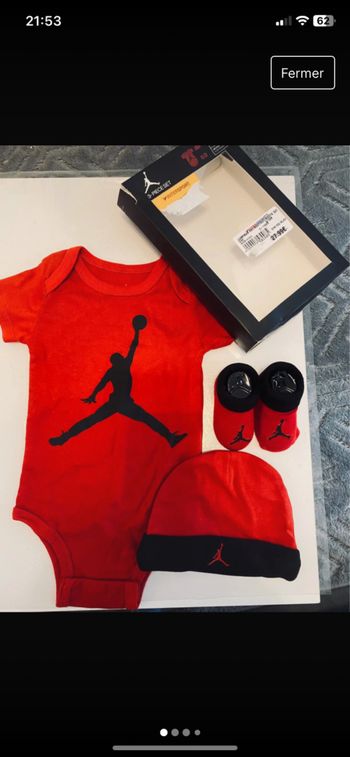 ensemble  Jordan neufs 6-12 mois