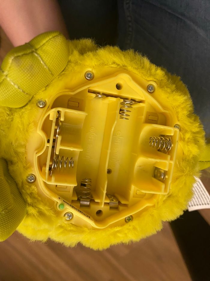 Furby jaune - photo numéro 4