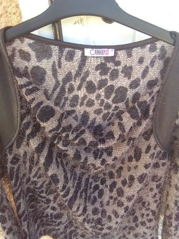 Pull col v Carnaby