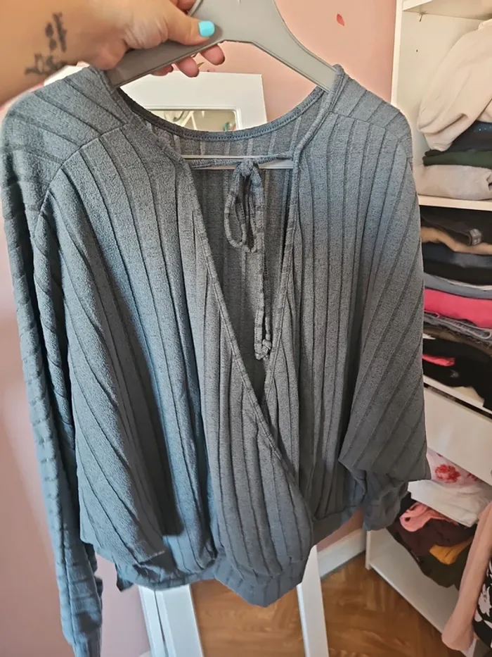 Pull bleu dos ouvert curve t44 - photo numéro 2