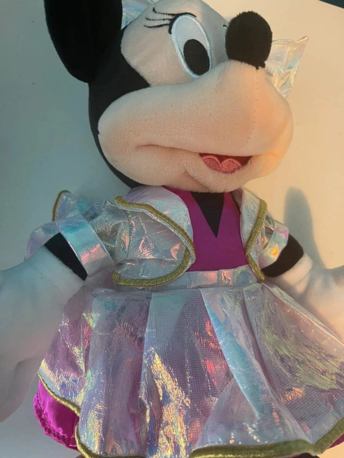 peluche Disney Minnie édition anniversaire - photo numéro 3