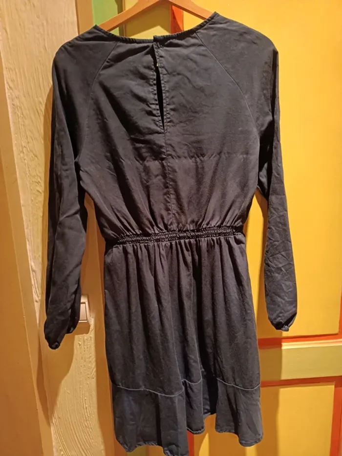 Robe manches longues t.36 - photo numéro 2