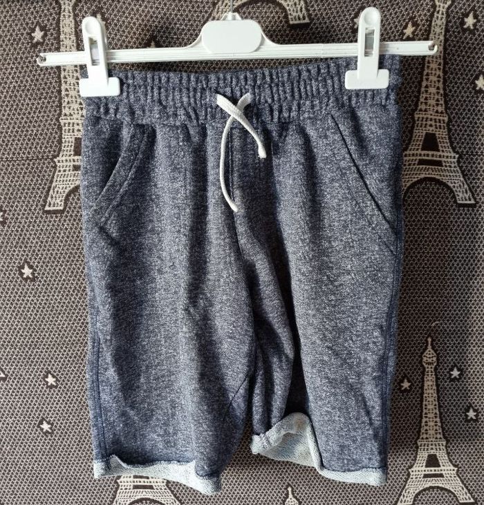 Short gris foncé élastique à la taille 14ans - photo numéro 1