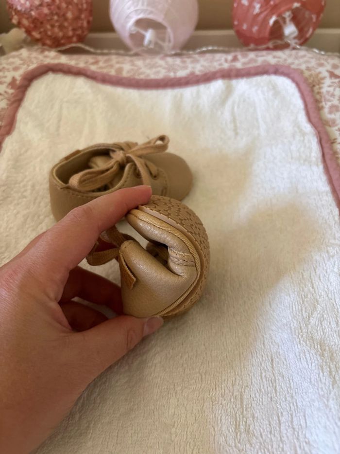 Chaussures super souples taille 3-6M - photo numéro 8