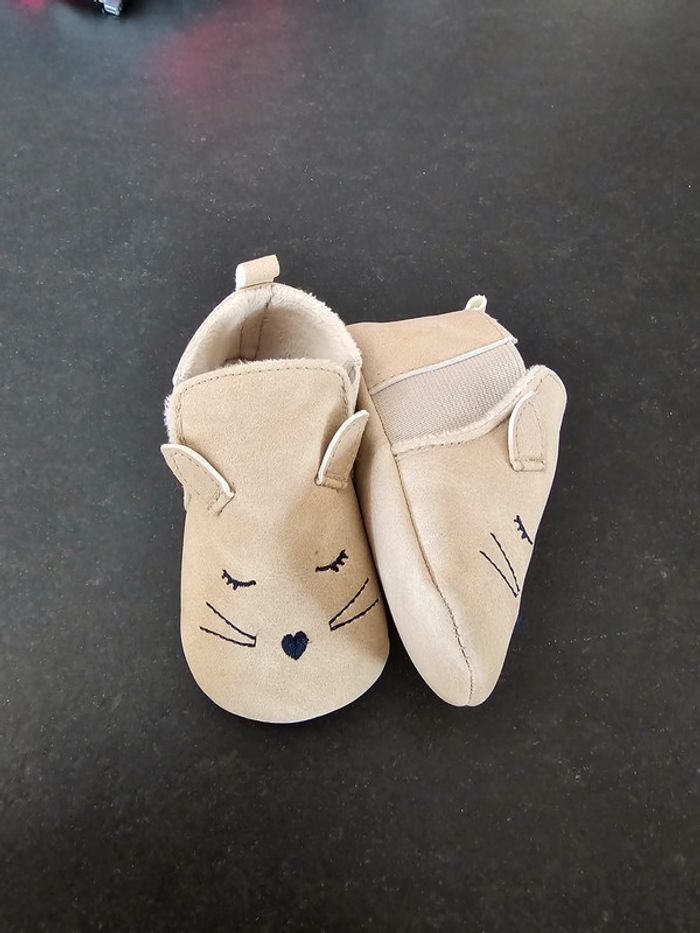 Chaussons 18 - photo numéro 2