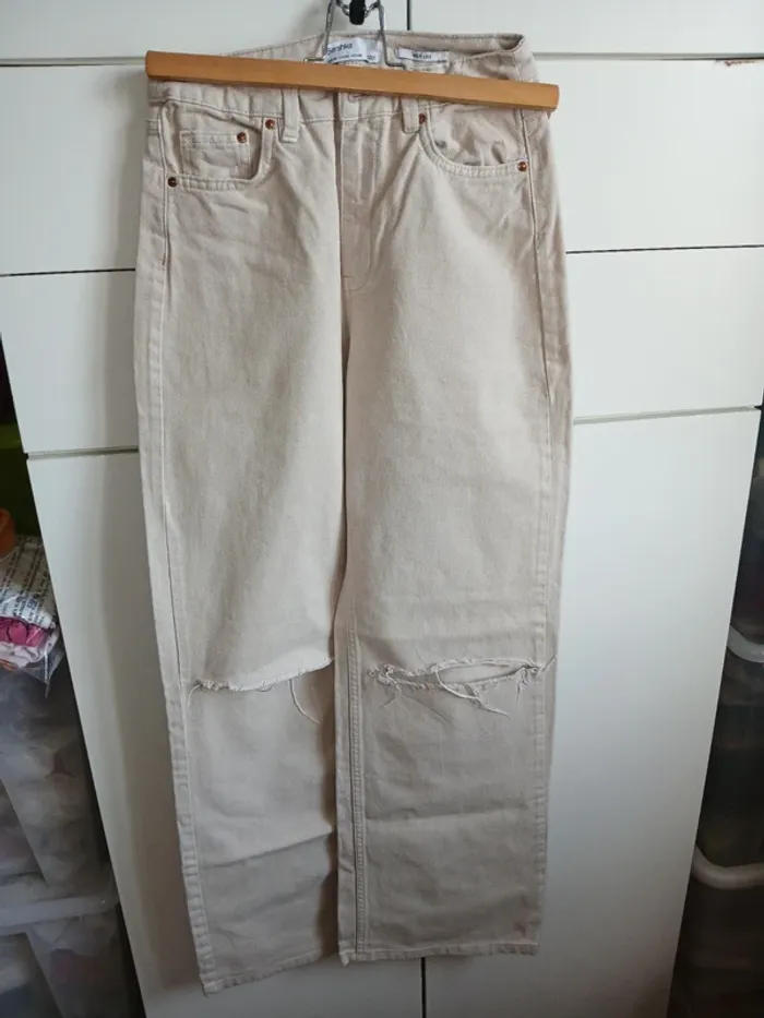 Pantalon femme à trous