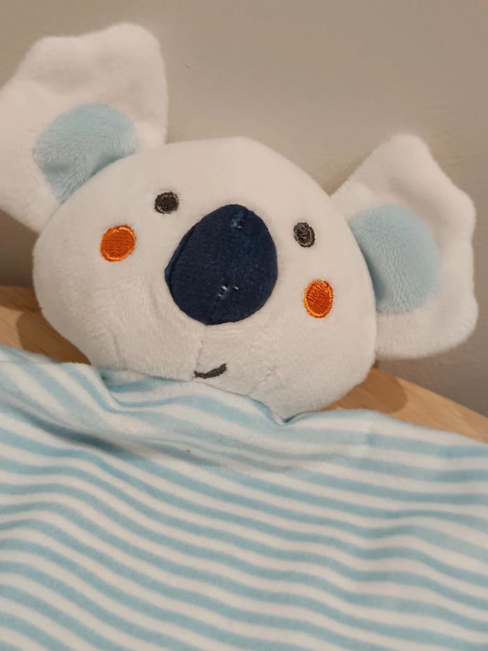 Doudou koala bleu rayé  tom et kiddy - photo numéro 3