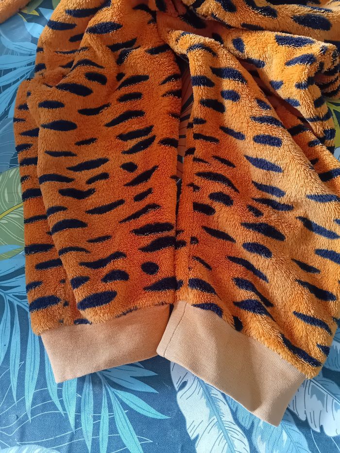 Combinaison pyjama tigre – Taille 4 ans – Marque Influx - photo numéro 7