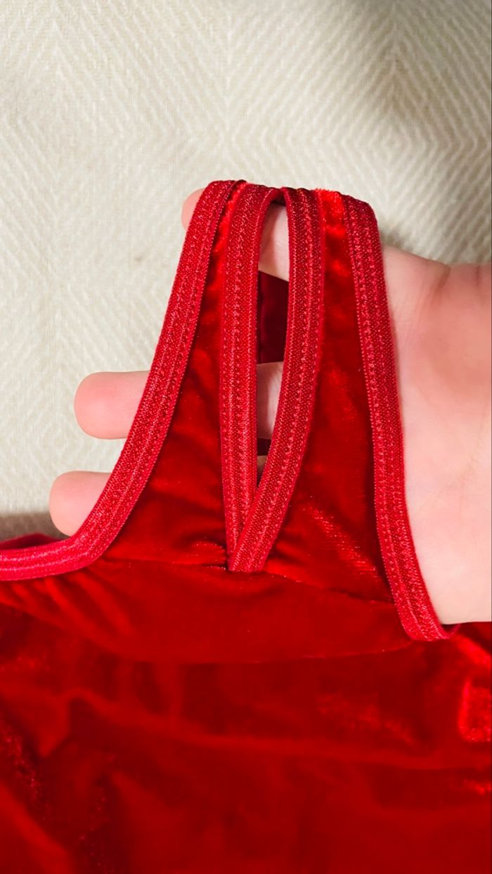 Body string fendu - photo numéro 3