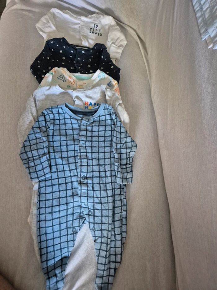 Lot 5 Pyjamas - photo numéro 2