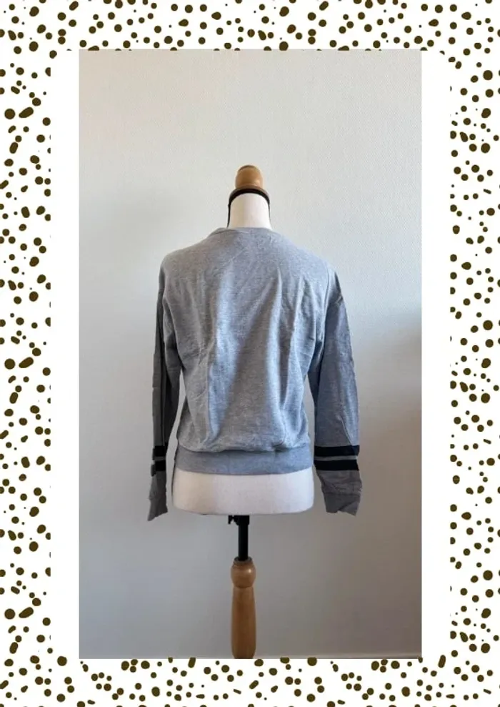 Sweat sans capuche gris H&M - photo numéro 2