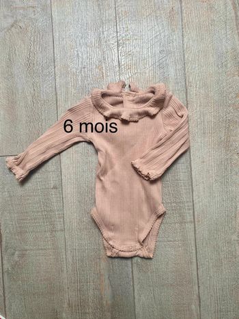 Bodies neuf - 6 mois