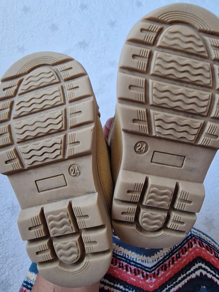 Bottines pointure 24 - photo numéro 3