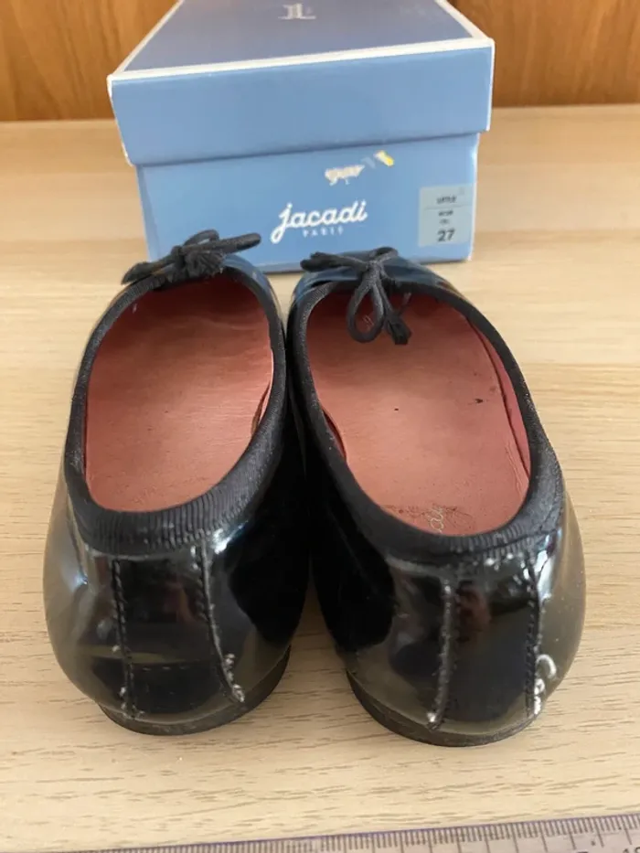 Ballerines noires souliers vernis fille jacadi Paris pointure 27 - photo numéro 8