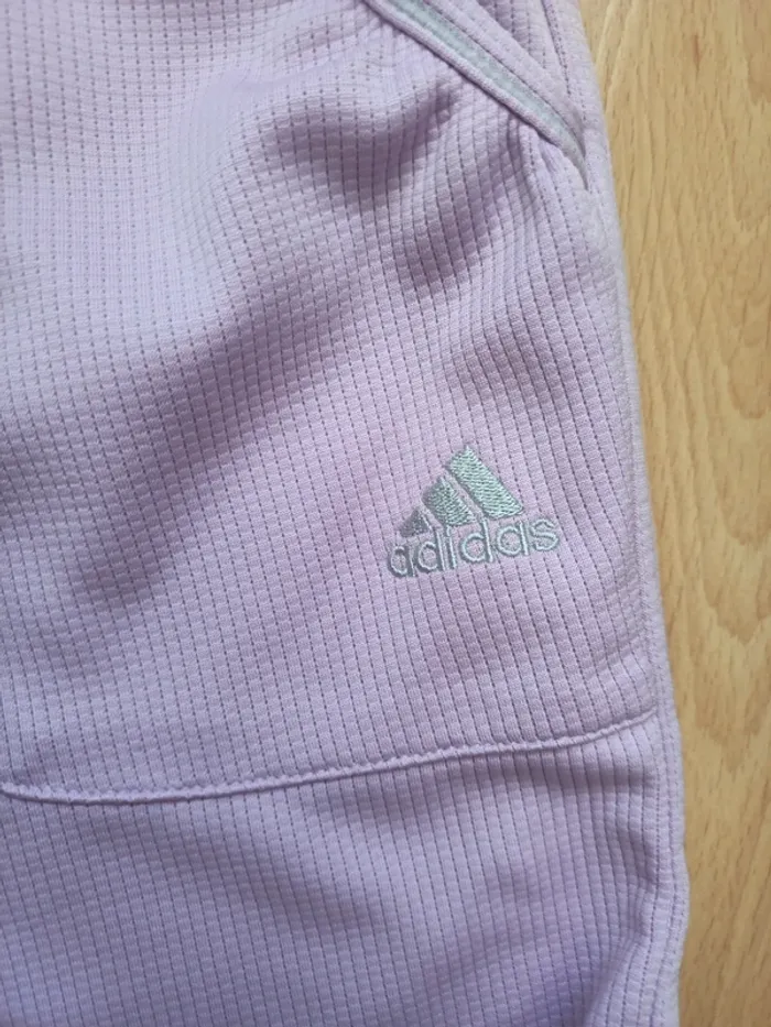 Pantacourt Adidas taille 38 - photo numéro 2